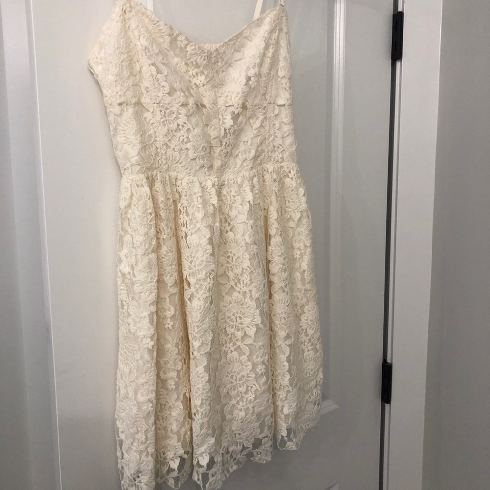Aritzia dress